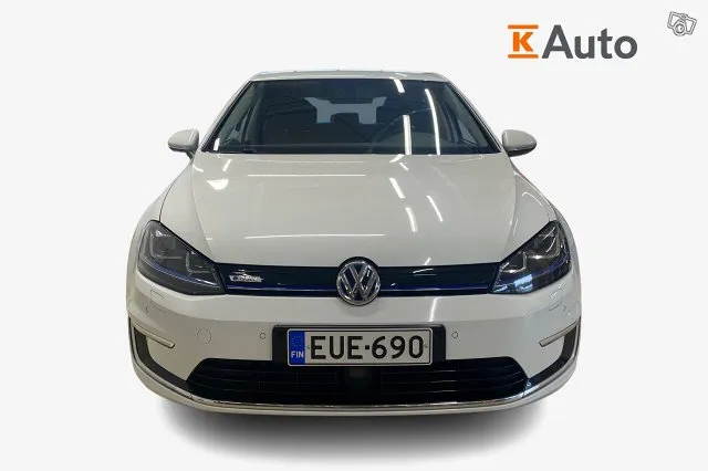 Volkswagen Golf e-Golf 85 kW (115 hv) automaatti *ACC / Navi Image 4